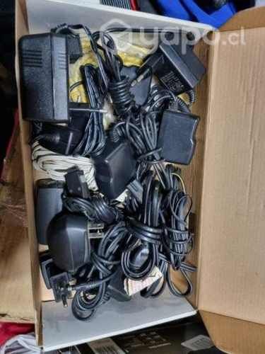 Cables, cargadores,cables de red, etc