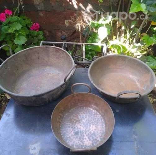 Pailas de bronce antiguas