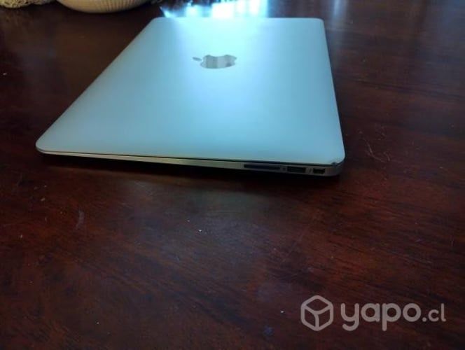 MacBook Air 13-inch Early 2015