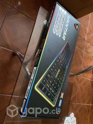 Teclado Cougar Vantar