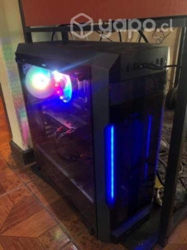 Pc gamer + teclado, mouse gamer y pantalla