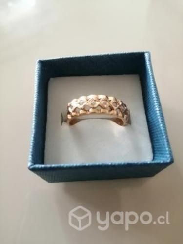 Anillo de oro
