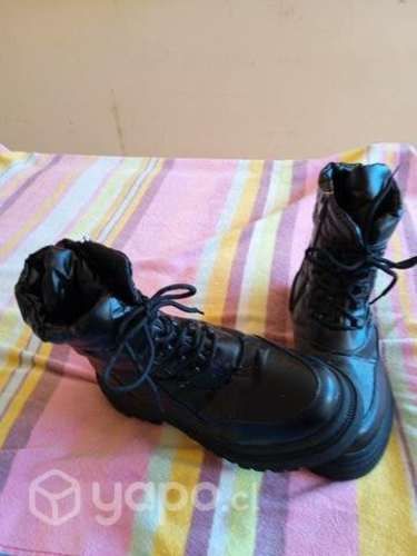 Botines de dama número 40