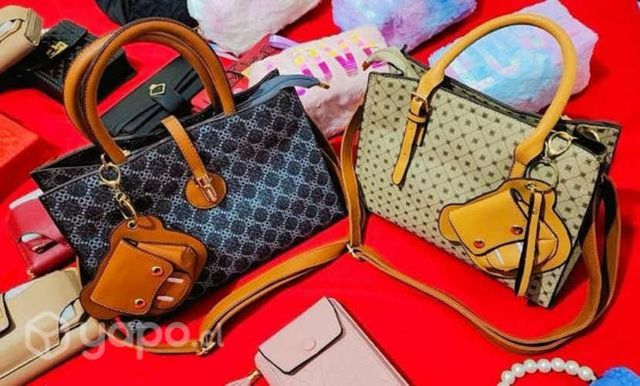 monederos, porta celulares, cangureras