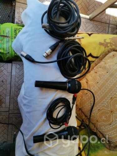 Microfono con cables