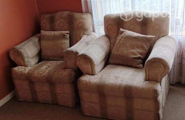 Hoy: ( conversable) Juego de sillones