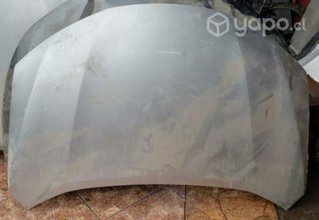 Capot Xtrail T detalle mínimo