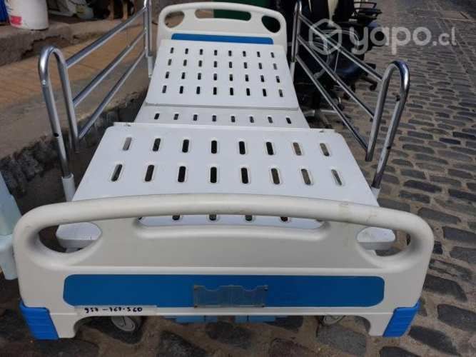 Catre clinico 2 posiciones con barandas