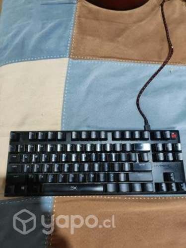 Teclado Hyper X alloy fps pro