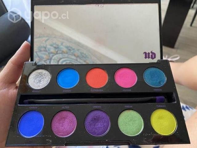 Maquillaje exelente estado