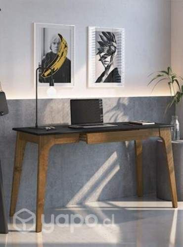 Escritorio usado estilo minimalista