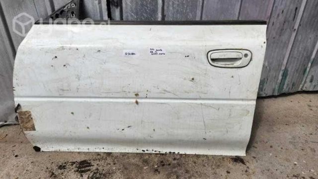 Puerta delantera izquierda subaru impresa
