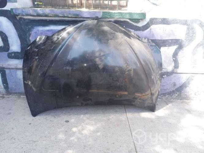 Ssangyong actyon 2012 capot