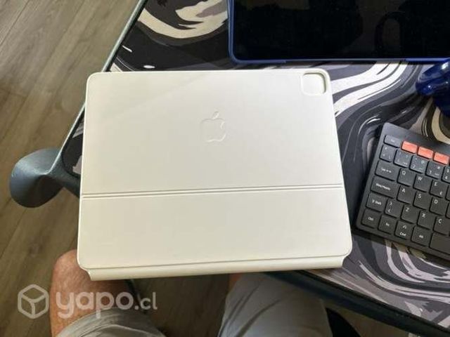 Magic Keyboard iPad Pro 12.9 5ta generacion