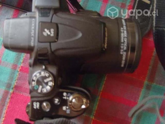 Maquina fotografica NIKON