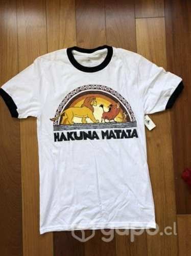 Polera Hakuna Matata de Disney
