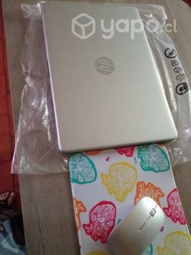 Hp laptop nueva con mouse incluido