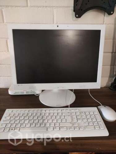 Computador Lenovo (Monitor)