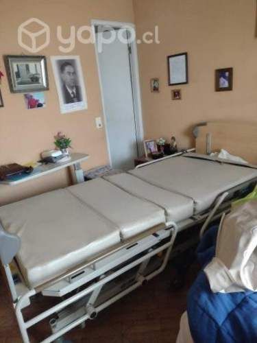 Catre Clinico Striker (fabricado En Alemania) 4 Po