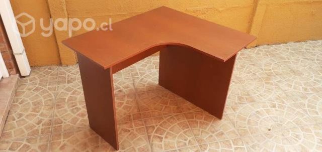 Escritorio de madera