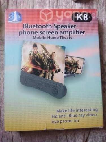 Amplificador de pantalla bluetooth con parlante K8