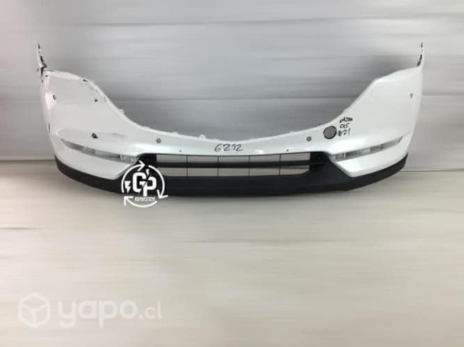 Parachoque frente el Mazda CX