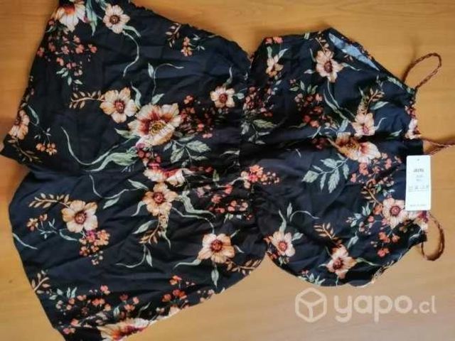 Enterito corto flores negro M/L