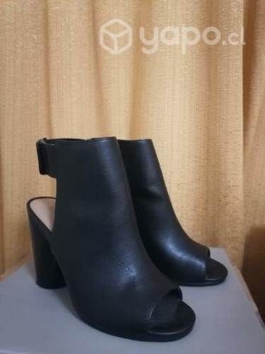 Zapatos Negros sin talón