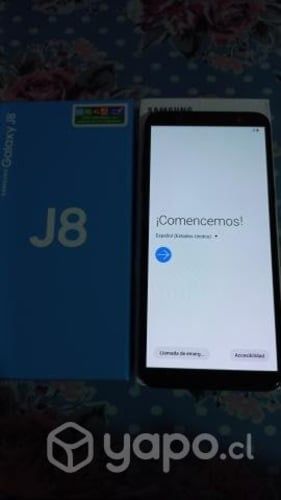 Samsung J8