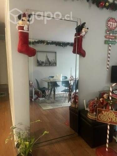 Espejo hermoso mide 1.90cm x 80cm