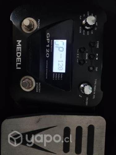 Pedalera Multiefecto Medeli GP 120
