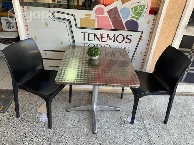 Mesa cuadrada 70 cm aluminio exterior