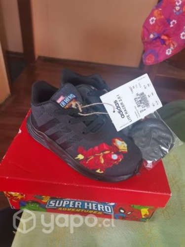 Zapatillas nuevas nro 25