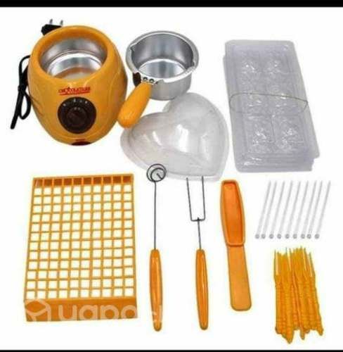 Olla chocolatera rosada y amarilla