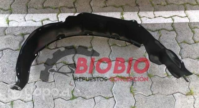 Guardafangos Nissan Terrano 2.5cc. 03/15 (/par)