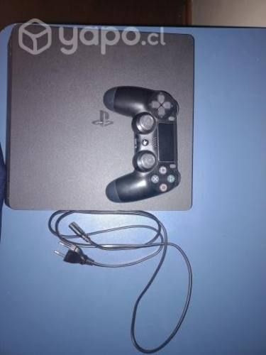 PS4 Slim (mando incluido) + 15 juegos