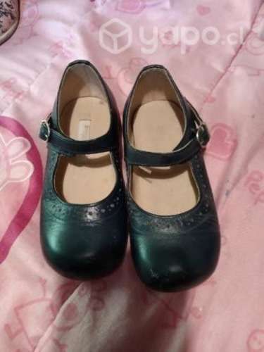 Zapato con hebilla niña 24