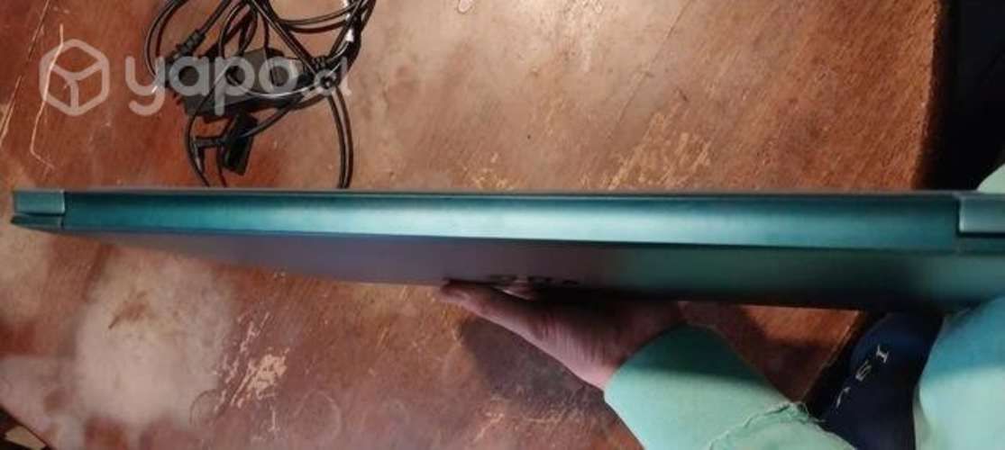 Notebook HP Rizen 7 como nuevo