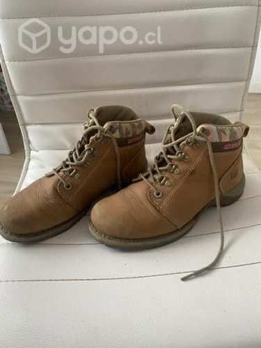 Botines CAT 37