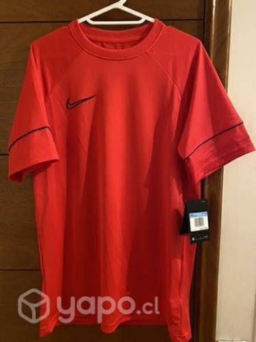 Polera Nike Deportiva Dri-Fit