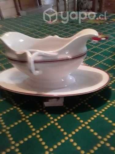 Salsero de porcelana alemana antigua