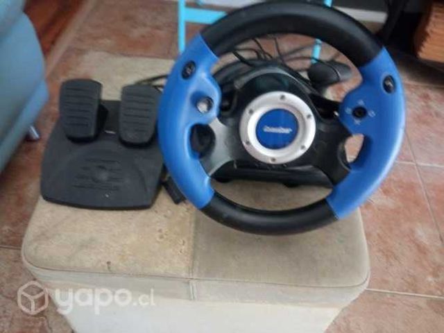 Mando de juego ( volante con pedales)