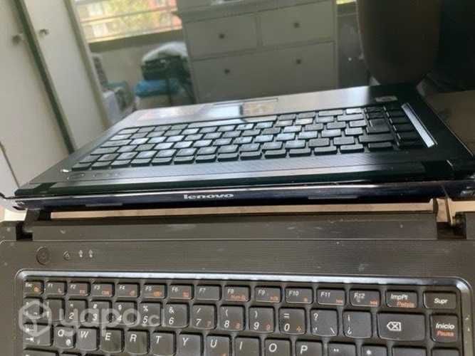 Notebook LENOVO, usado