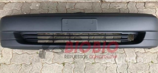 Parachoques Delantero Toyota Yaris Sedan 99/02