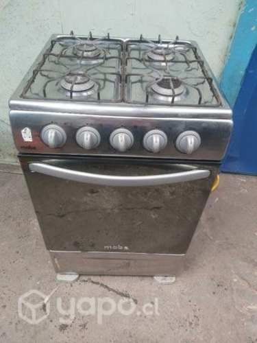 Cocina de 4 platos más horno.