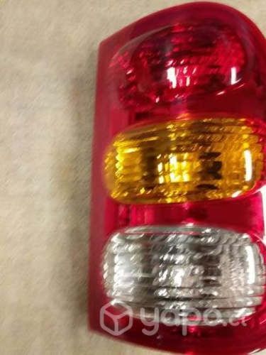 Foco trasero derecho MAHINDRA PIK UP ORIGINAL NUEV