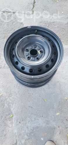 Llantas originales toyota auris