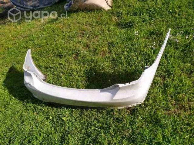 Parachoque Hyundai Accent RB 12/18 trasero