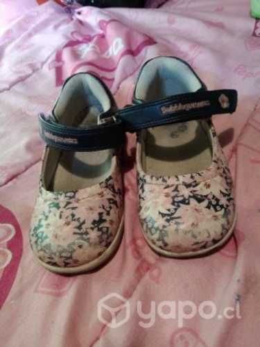 Zapato de niña 24