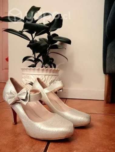 Zapato de fiesta marca weide talla 39